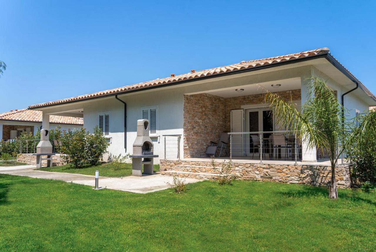 A Suara Villa Ghisonaccia Exteriör bild