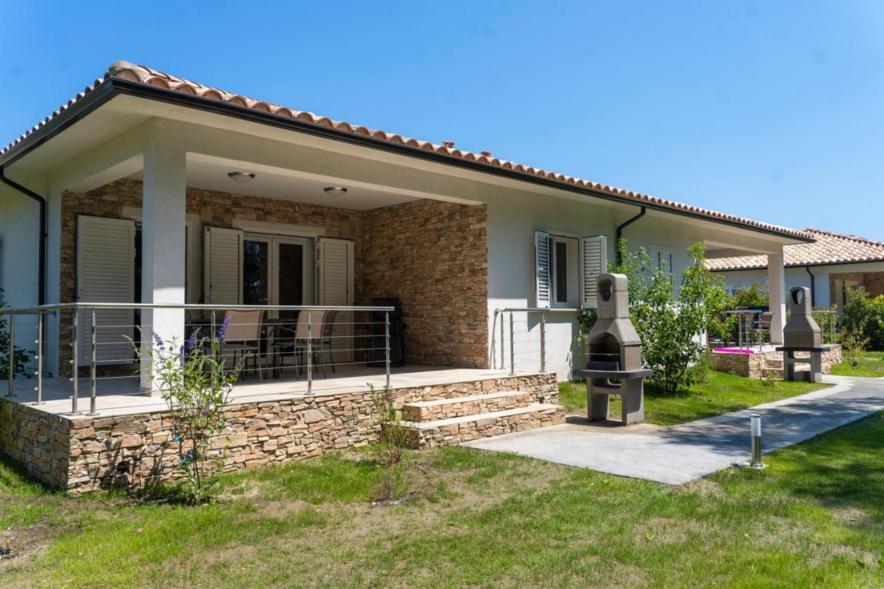 A Suara Villa Ghisonaccia Exteriör bild